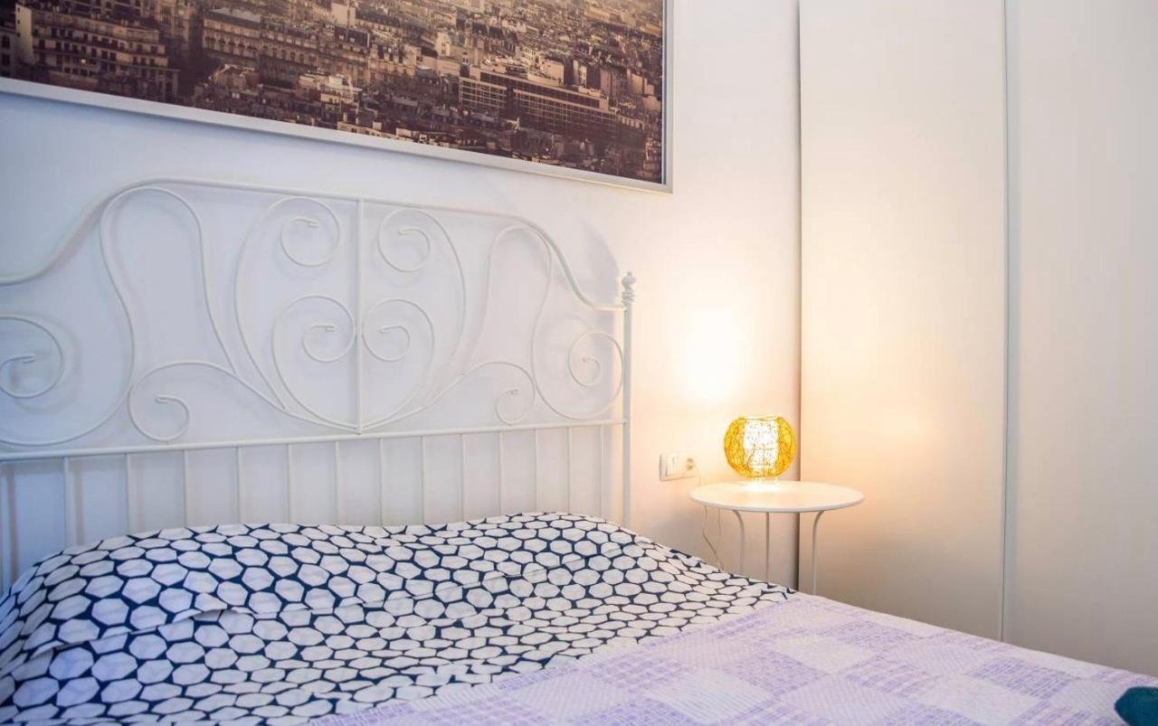 Eixample Apartments - Pova Barcelona Bagian luar foto