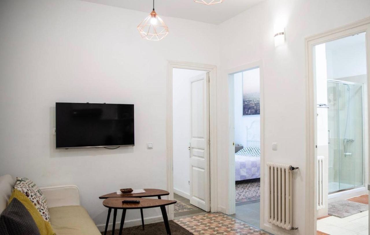 Eixample Apartments - Pova Barcelona Bagian luar foto
