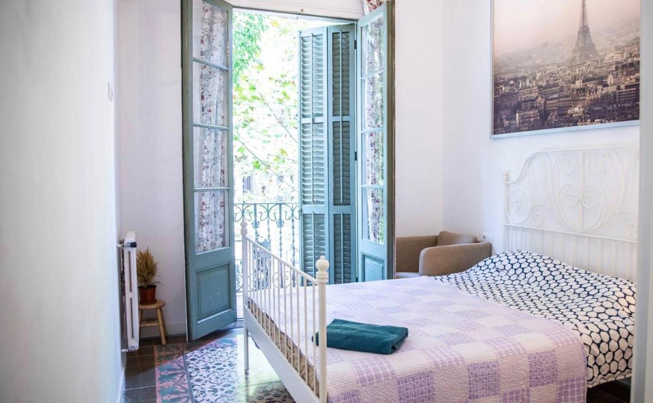 Eixample Apartments - Pova Barcelona Bagian luar foto