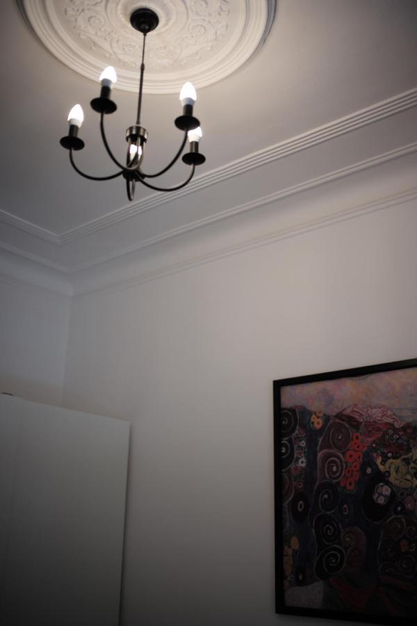 Eixample Apartments - Pova Barcelona Bagian luar foto