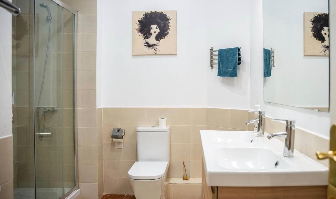 Eixample Apartments - Pova Barcelona Bagian luar foto