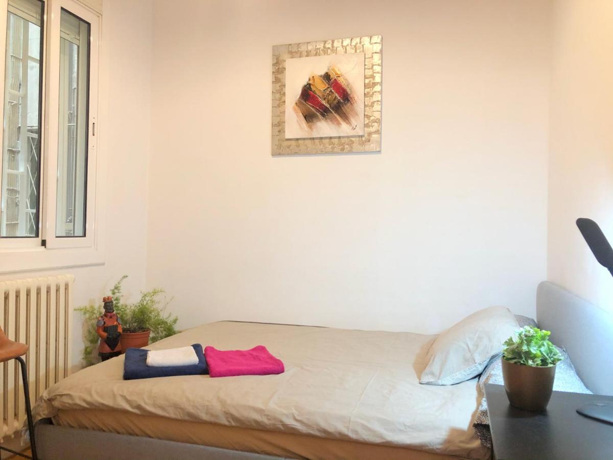 Eixample Apartments - Pova Barcelona Bagian luar foto