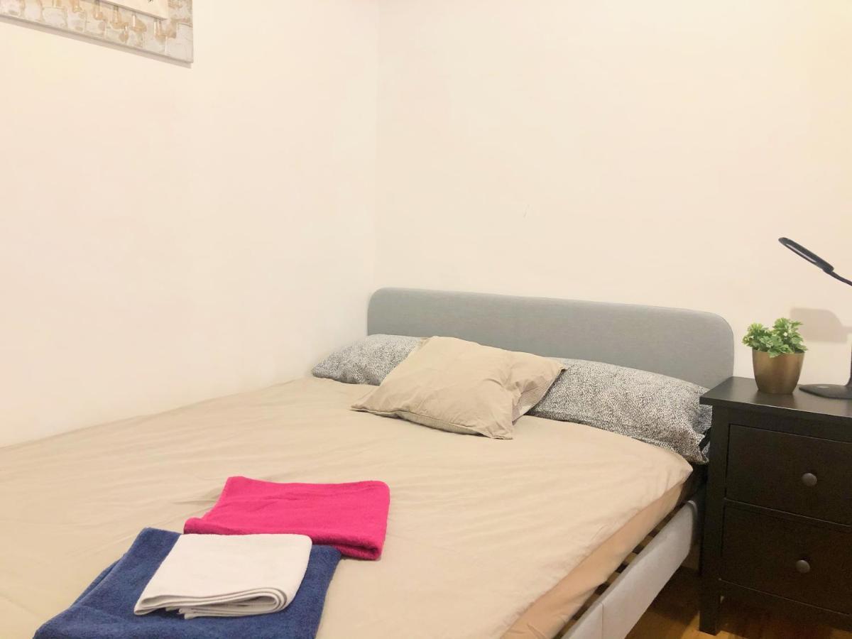 Eixample Apartments - Pova Barcelona Bagian luar foto